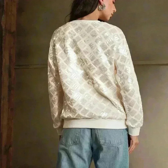 Beige Casual Women's Studded & Sequin Embellished Round Neck Loose Fit - Picture 2 of 7